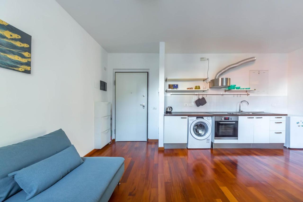 Cozy Flat 500M From Affori Fn! Leilighet Milano Eksteriør bilde